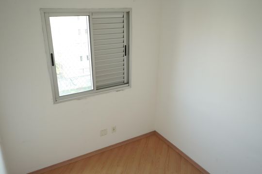 Quarto 1 de apartamento para alugar com 2 quartos, 51m² em Vila Carrão, São Paulo