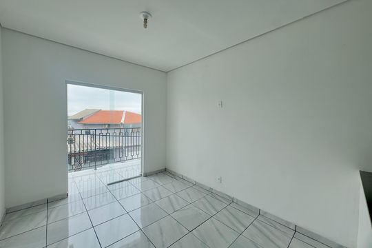 Casa para alugar com 2 quartos, 65m² em Jardim Scyntila, Guarulhos