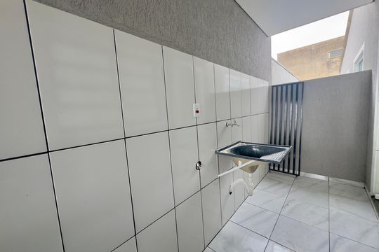 Área de Serviço de casa para alugar com 2 quartos, 65m² em Jardim Scyntila, Guarulhos