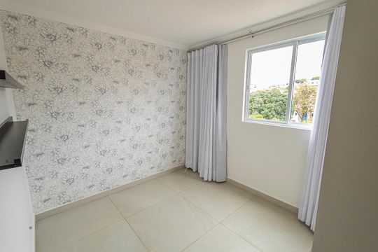 Quarto 2 de apartamento para alugar com 2 quartos, 65m² em Santa Terezinha, Belo Horizonte