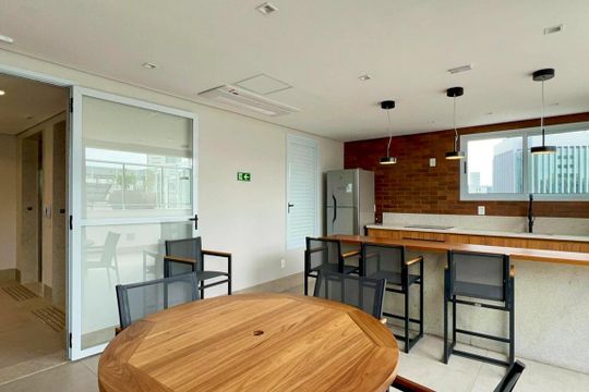 Área Comum - Bar Piscina de kitnet/studio para alugar com 1 quarto, 25m² em Pinheiros, São Paulo