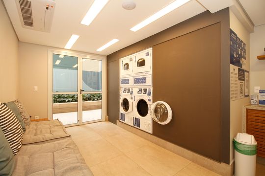 Área Comum - Lavanderia de kitnet/studio para alugar com 1 quarto, 25m² em Pinheiros, São Paulo