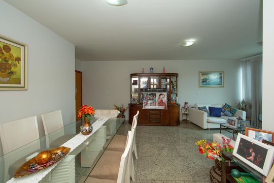 SALA de apartamento para alugar com 4 quartos, 160m² em Padre Eustáquio, Belo Horizonte