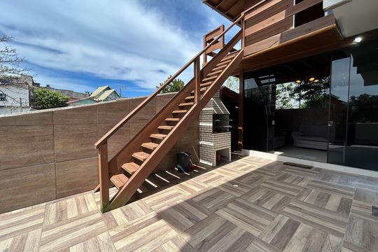 Área externa de casa para alugar com 4 quartos, 120m² em Campeche, Florianópolis