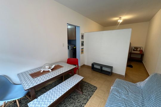 Sala de apartamento para alugar com 1 quarto, 41m² em Itararé, São Vicente