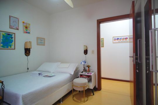Quarto 2 de apartamento à venda com 2 quartos, 110m² em Higienópolis, Porto Alegre