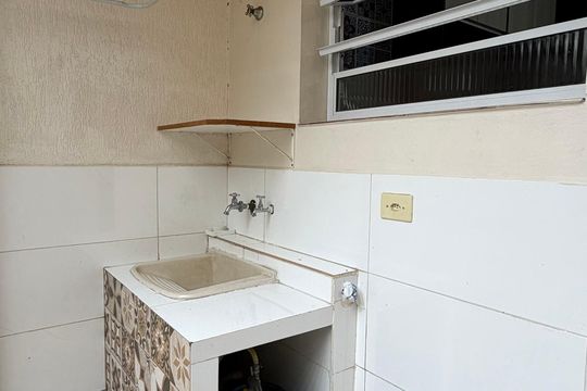 Casa de Condomínio para alugar com 2 quartos, 80m² em Chácara Vale do Rio Cotia, Carapicuíba