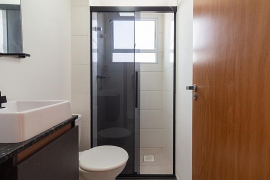 Banheiro de apartamento à venda com 2 quartos, 41m² em Jardim Arpoador, São Paulo