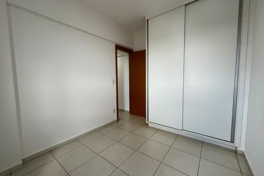 Quarto de apartamento para alugar com 2 quartos, 70m² em Centro, Uberlândia