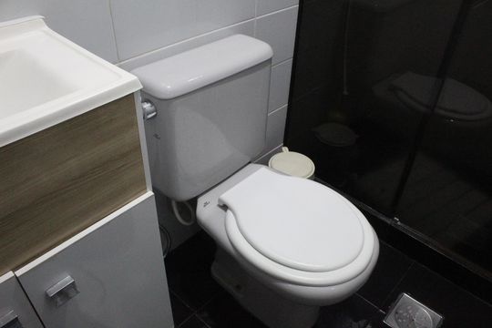Banheiro social de apartamento à venda com 2 quartos, 50m² em Freguesia (jacarepaguá), Rio de Janeiro