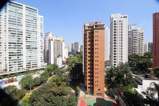 Vista de apartamento à venda com 3 quartos, 126m² em Vila Uberabinha, São Paulo