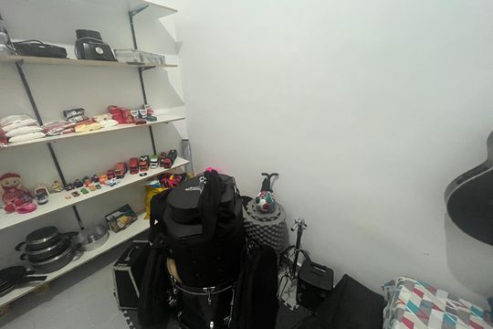 Quarto de serviço de casa de condomínio para alugar com 3 quartos, 80m² em Engenho de Dentro, Rio de Janeiro