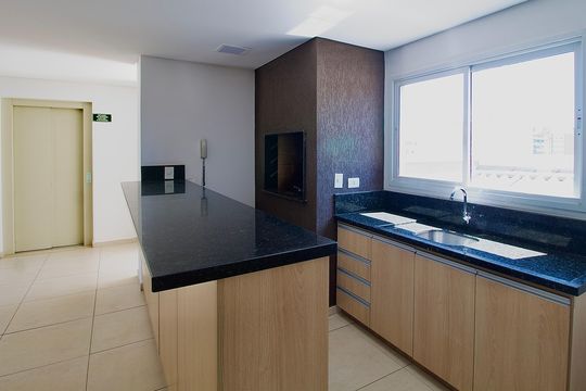 Área comum - Churrasqueira de apartamento para alugar com 2 quartos, 71m² em Cristo Rei, Curitiba