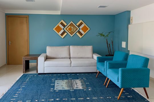 Hall de entrada de apartamento para alugar com 2 quartos, 71m² em Cristo Rei, Curitiba