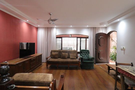 Casa à venda com 3 quartos, 150m² em Jardim dos Prados, São Paulo