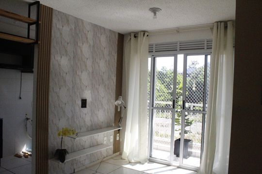Sala de apartamento para alugar com 2 quartos, 52m² em Curicica, Rio de Janeiro