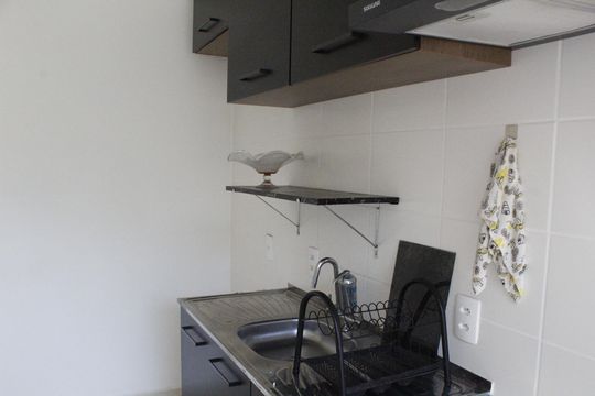 Cozinha de apartamento para alugar com 2 quartos, 52m² em Curicica, Rio de Janeiro