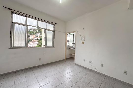 Kitnet/Studio para alugar com 1 quarto, 23m² em Centro, Rio de Janeiro