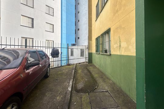 Garagem de apartamento à venda com 2 quartos, 42m² em Vila Heliopolis, São Paulo