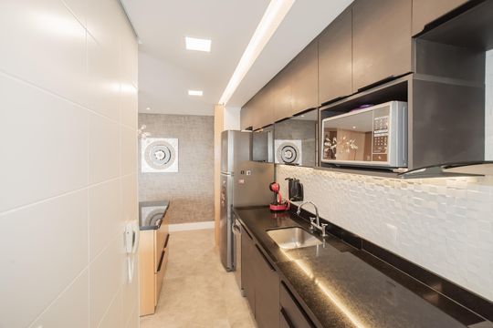 Cozinha de apartamento à venda com 2 quartos, 70m² em Vila Monte Alegre, São Paulo