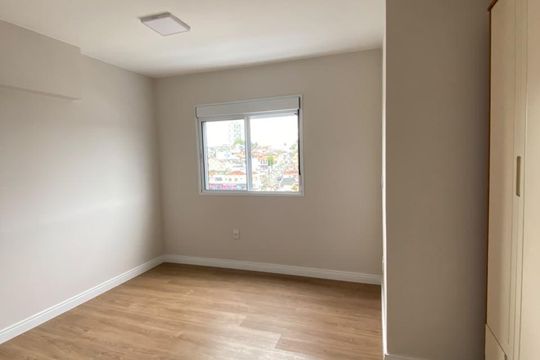 Quarto de apartamento para alugar com 2 quartos, 70m² em Vila Oliveira, Mogi das Cruzes