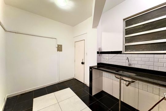 Apartamento à venda com 1 quarto, 83m² em Centro, Rio de Janeiro