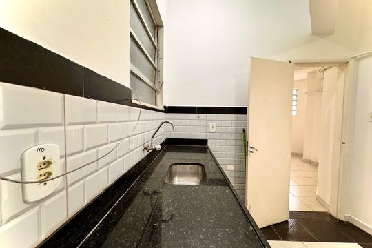 Apartamento à venda com 1 quarto, 83m² em Centro, Rio de Janeiro