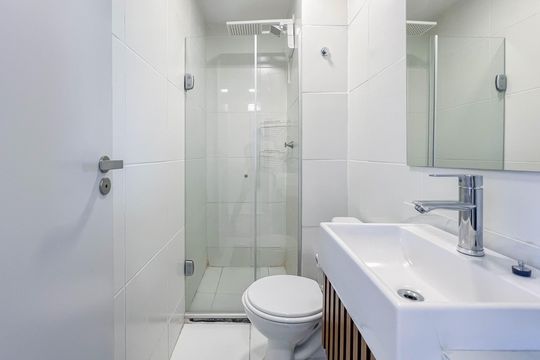 Banheiro de apartamento à venda com 2 quartos, 34m² em Jardim Pereira Leite, São Paulo