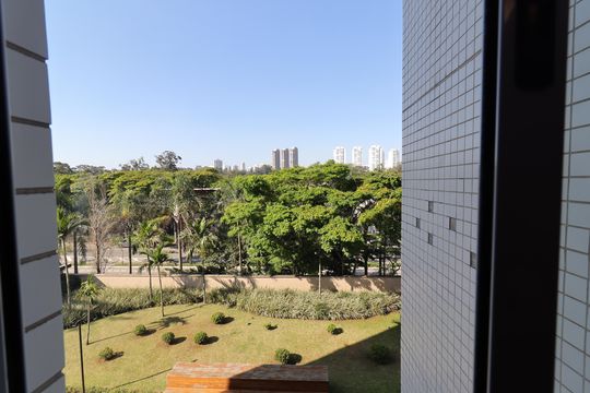 Vista Suíte 3 de apartamento à venda com 3 quartos, 136m² em Jurubatuba, São Paulo