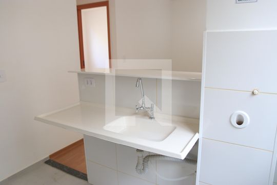 Cozinha de kitnet/studio para alugar com 2 quartos, 45m² em Setor Norte Ferroviário, Goiânia
