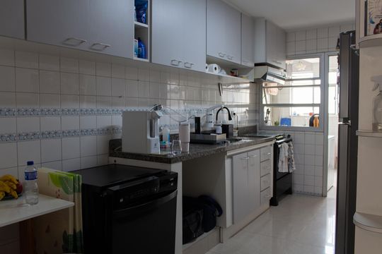 Cozinha de apartamento à venda com 2 quartos, 90m² em Campo Belo, São Paulo