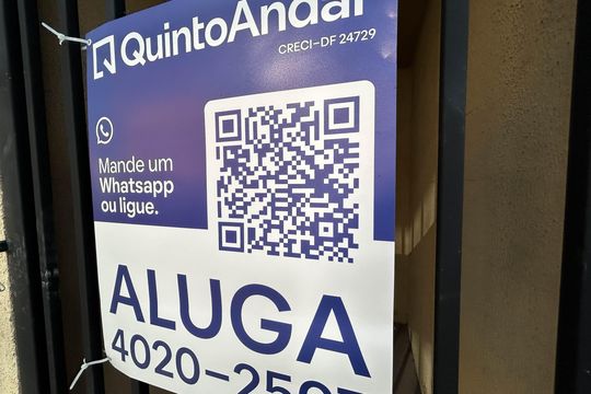 Placa de apartamento para alugar com 2 quartos, 42m² em Q 11, Brasília