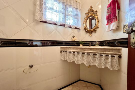 Casa à venda com 3 quartos, 400m² em São Marcos, Belo Horizonte
