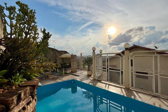 Casa à venda com 3 quartos, 400m² em São Marcos, Belo Horizonte