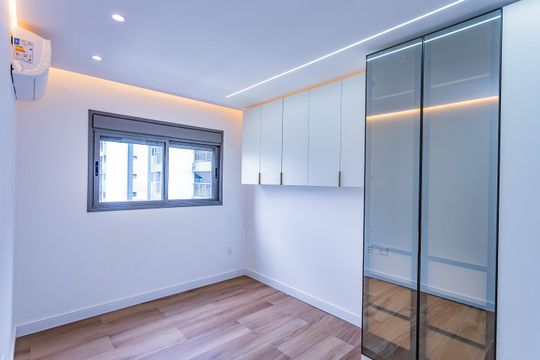 Suite de apartamento para alugar com 2 quartos, 69m² em City América, São Paulo