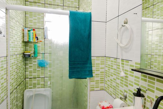 Banheiro de apartamento para alugar com 2 quartos, 44m² em Vila Alzira, Guarulhos