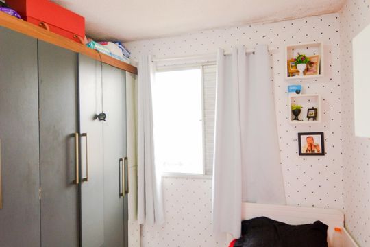 Quarto 1 de apartamento para alugar com 2 quartos, 44m² em Vila Alzira, Guarulhos