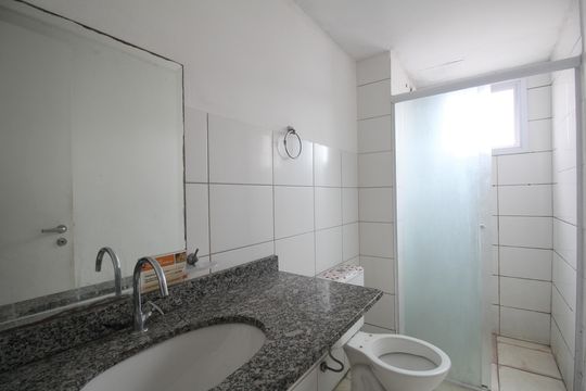 Banheiro de apartamento à venda com 2 quartos, 58m² em Jardim Sao Luiz, São Paulo