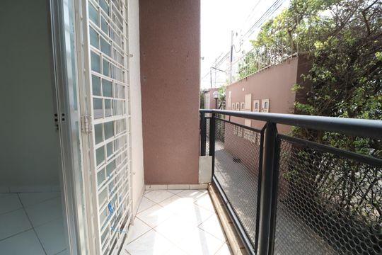 Sacada de apartamento para alugar com 3 quartos, 65m² em Santa Mônica, Uberlândia