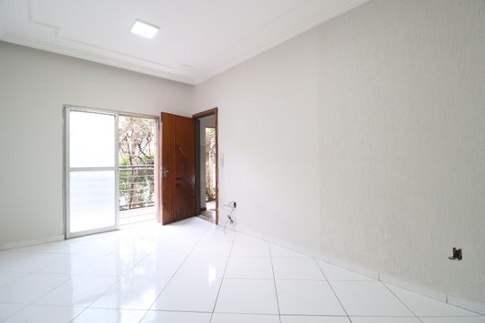 Sala de apartamento para alugar com 3 quartos, 65m² em Santa Mônica, Uberlândia