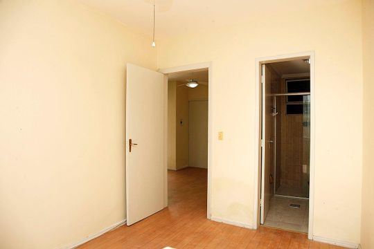 Quarto Suíte de apartamento à venda com 1 quarto, 50m² em Santana, Porto Alegre