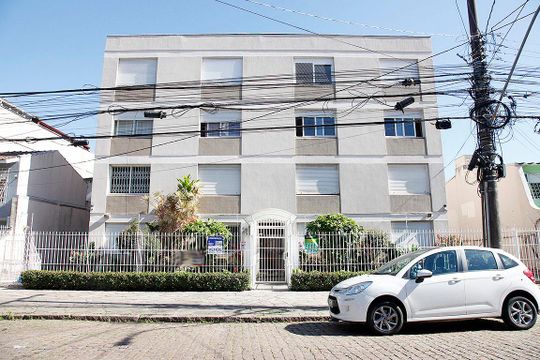 Fachada de apartamento à venda com 1 quarto, 50m² em Santana, Porto Alegre