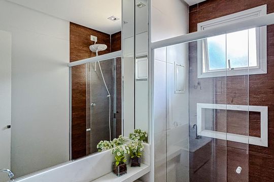 Banheiro de apartamento para alugar com 1 quarto, 37m² em Penha de França, São Paulo