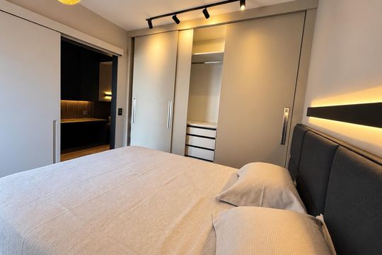 Quarto de apartamento à venda com 1 quarto, 42m² em Pinheiros, São Paulo