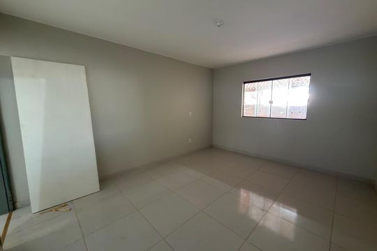 Casa à venda com 4 quartos, 300m² em Conjunto 9, Brasília