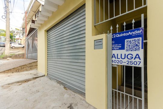 Fachada de casa para alugar com 4 quartos, 173m² em Chácara São João, São Paulo