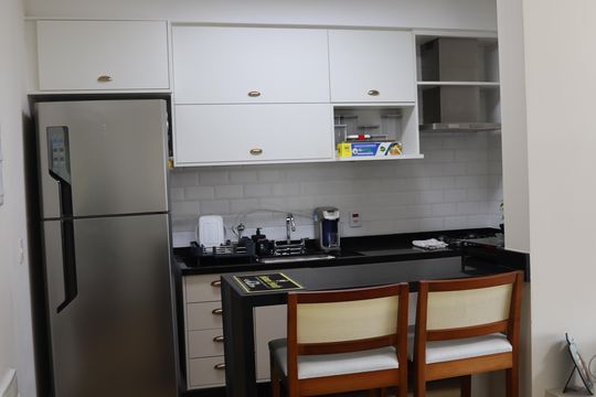 Cozinha de apartamento à venda com 2 quartos, 81m² em Bethaville I, Barueri