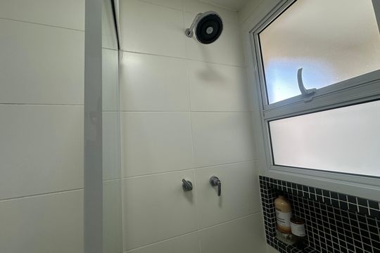 Banheiro da Suíte 2 de apartamento à venda com 2 quartos, 81m² em Bethaville I, Barueri