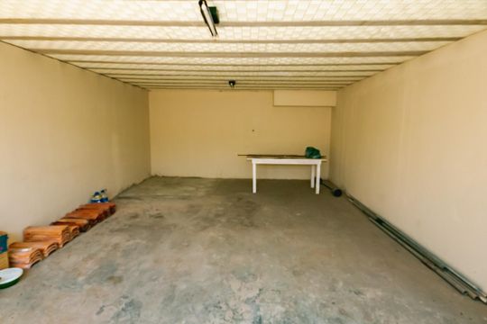 Garagem de casa para alugar com 5 quartos, 292m² em Santa Monica, Belo Horizonte