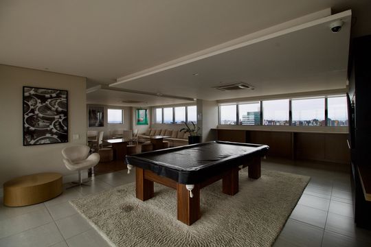 Área comum - Sala de jogos de apartamento à venda com 1 quarto, 34m² em Centro, Curitiba